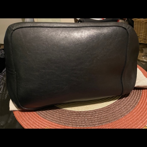 Coach - Picture 3 of 14